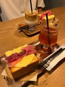 DIXANS 九段下（ディゾン 九段下）