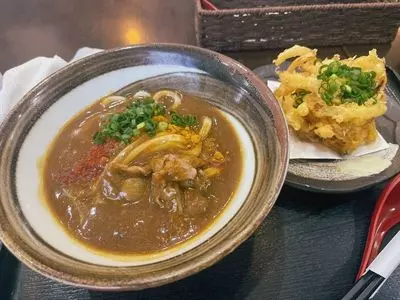 讃岐のおうどん 花は咲く 新宿戸山店