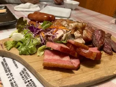居酒屋×肉バル 6種のレモンサワー AKARI 多摩センター店（燈）