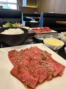 国産牛手切り焼肉 ミート・ミート