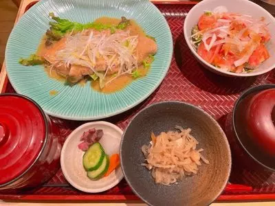 味彩坊