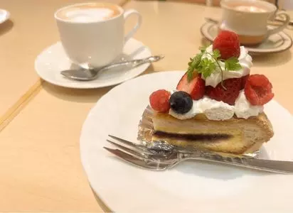 TOYO 日本橋コレド前店（トウヨウ）
