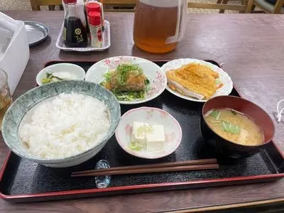 高橋食堂