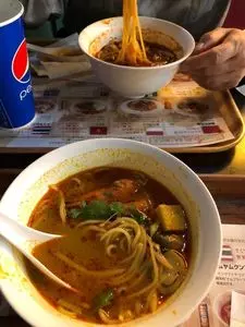NOODLES BAZAAR（ワールド麺ロード）