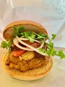 フレッシュネスバーガー サンロード店