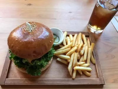 バック カントリー バーガーズ 甲州夢小路店（Back Country Burgers）