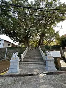 山王神社二の鳥居（一本柱鳥居）
