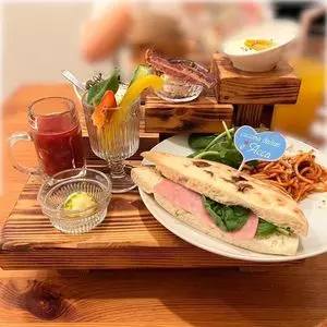 アッカ（e'Acca）
