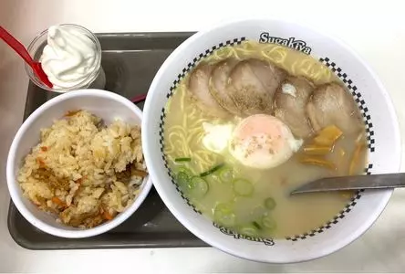 スガキヤ 桑名カインズ店