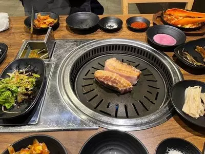 ヨプの王豚塩焼 熟成肉専門店 新大久保本店