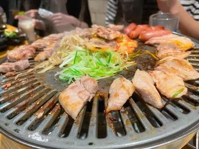 ヤクヤク食堂 （YAKUYAKU食堂）