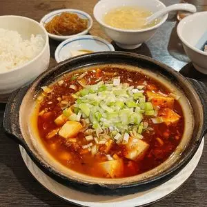 創作中華 好吃（ハオチイ）