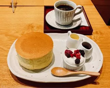 カフェサロンソンジン（Cafe Salon SONJIN）