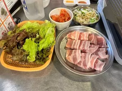 韓国式居酒屋 トンマッコル 上野店