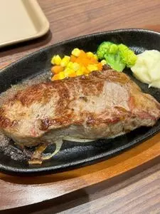 ステーキ宮 横浜西口エキニア店
