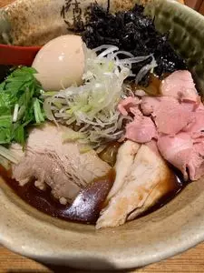 焼きあご塩らー麺たかはし 新宿本店