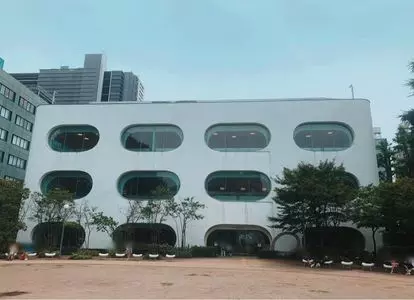 武蔵野プレイス