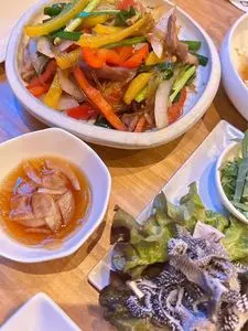 韓国料理 允矢家（ユヤガ）