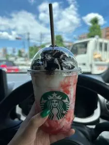 スターバックスコーヒー 芦花公園店（STARBUCKS COFFEE）