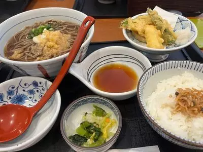藍屋 京葉谷河内店
