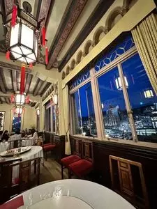 東華菜館 本店（トウカサイカン）