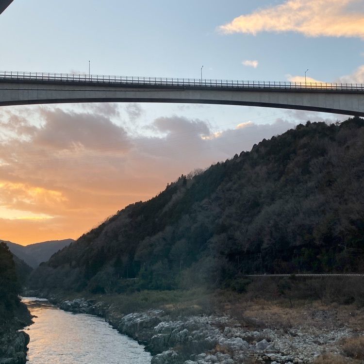 Na。さんが投稿した恵那峡屋形船紅傘に関する口コミの画像