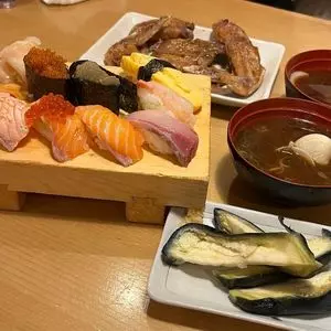 寿司居酒屋 や台ずし 三条通町店