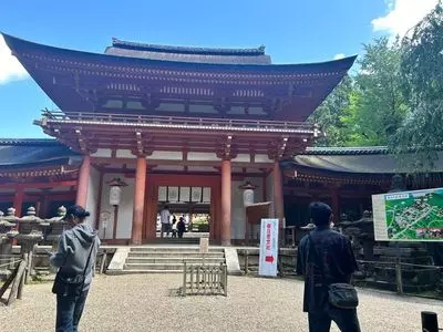 春日大社国宝殿