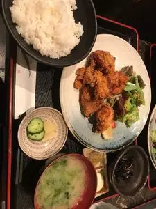 有薫バル