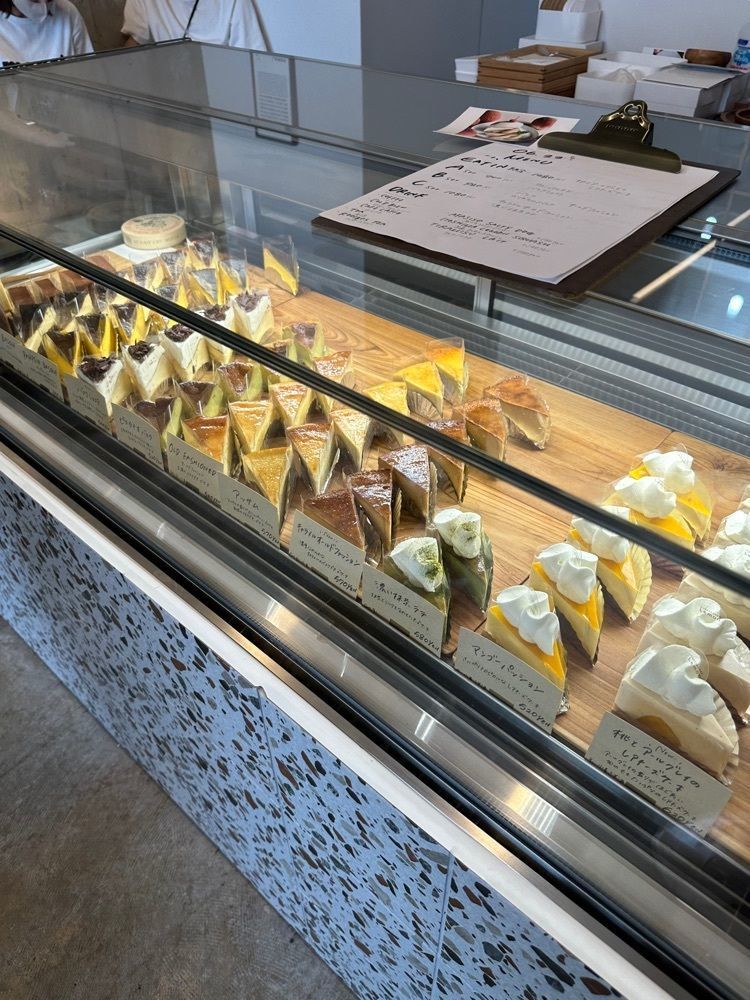 ten_ten602の福岡グルメさんが投稿したCHEESE CAKE Lemon（チーズケーキ レモン）に関する口コミの画像