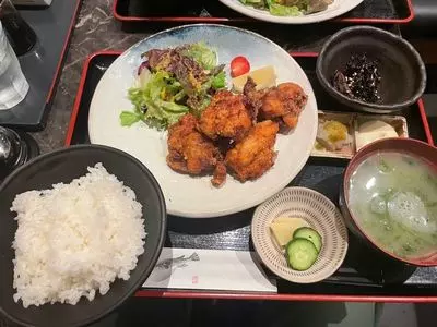 有薫バル