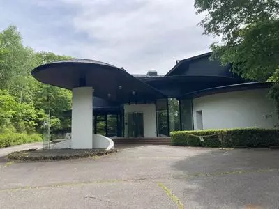 軽井沢現代美術館
