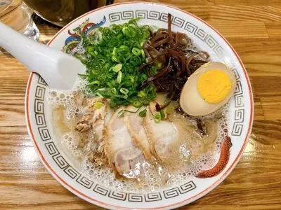 博多ラーメン でぶちゃん 高田馬場本店（【旧店名】博多ラーメン ばりちゃん）