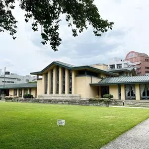 自由学園明日館