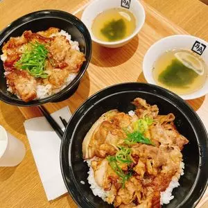 牛角焼肉食堂 ららぽーと湘南平塚店