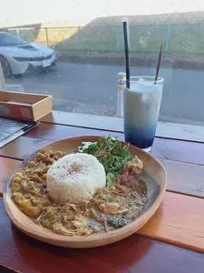 Living Cafe シャンティ（【旧店名】旅カフェ シャンティ）