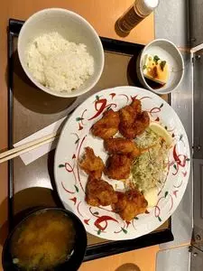 やよい軒白山店