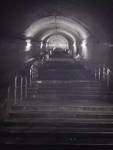 土合駅階段