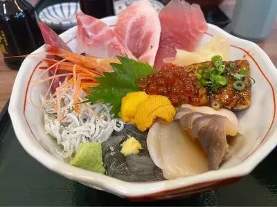 漁亭 浜や かわまちてらす閖上店