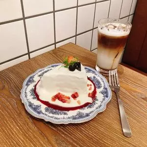 純喫茶とスイーツPARLOUR ラルゴ ららぽーと門真店