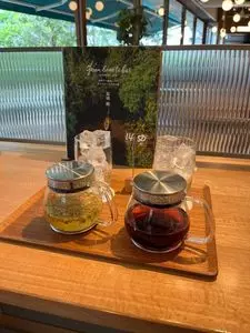 ホワイト グラス コーヒー（WHITE GLASS COFFEE）