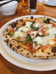 Pizzeria TAKATA BOKUSYA（ピッツェリア タカタボクシャ）