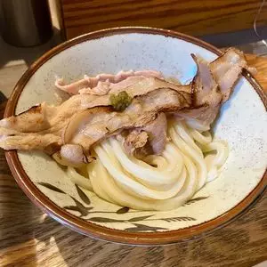 Udon Kyutaro（ウドン キュータロー）