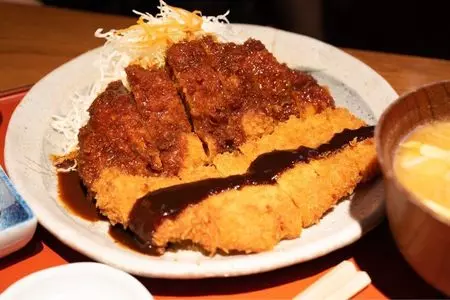 名古屋名物 みそかつ 矢場とん 東京銀座店（やばとん）