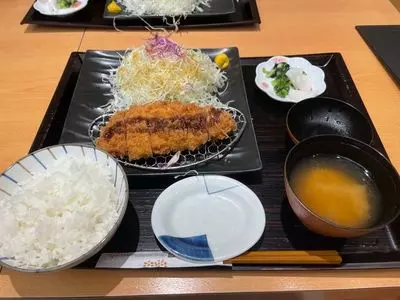 とんかつ 和幸 アイランドビル新宿店（とんかつ わこう）