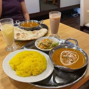 本格的インド・ネパール・タイ料理 ニューデリー 宮前平店