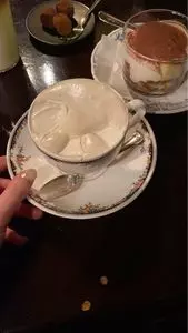 カフェ・トロワバグ（CAFE TROIS BAGUES）