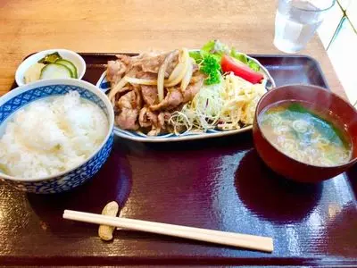 菱田屋（ヒシダヤ）