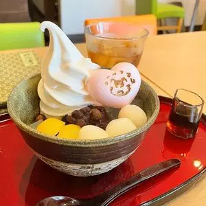 あんみつさん