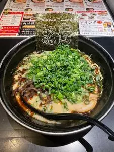 らうめん 侍（Samurai of Samurai さむらいのさむらい【旧店名】らうめん 侍の侍）